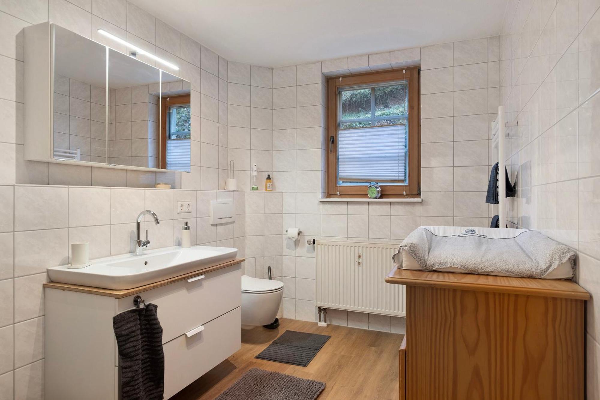 Ruhige Schwarzwald Ferienwohnung Buchenbach  Buitenkant foto
